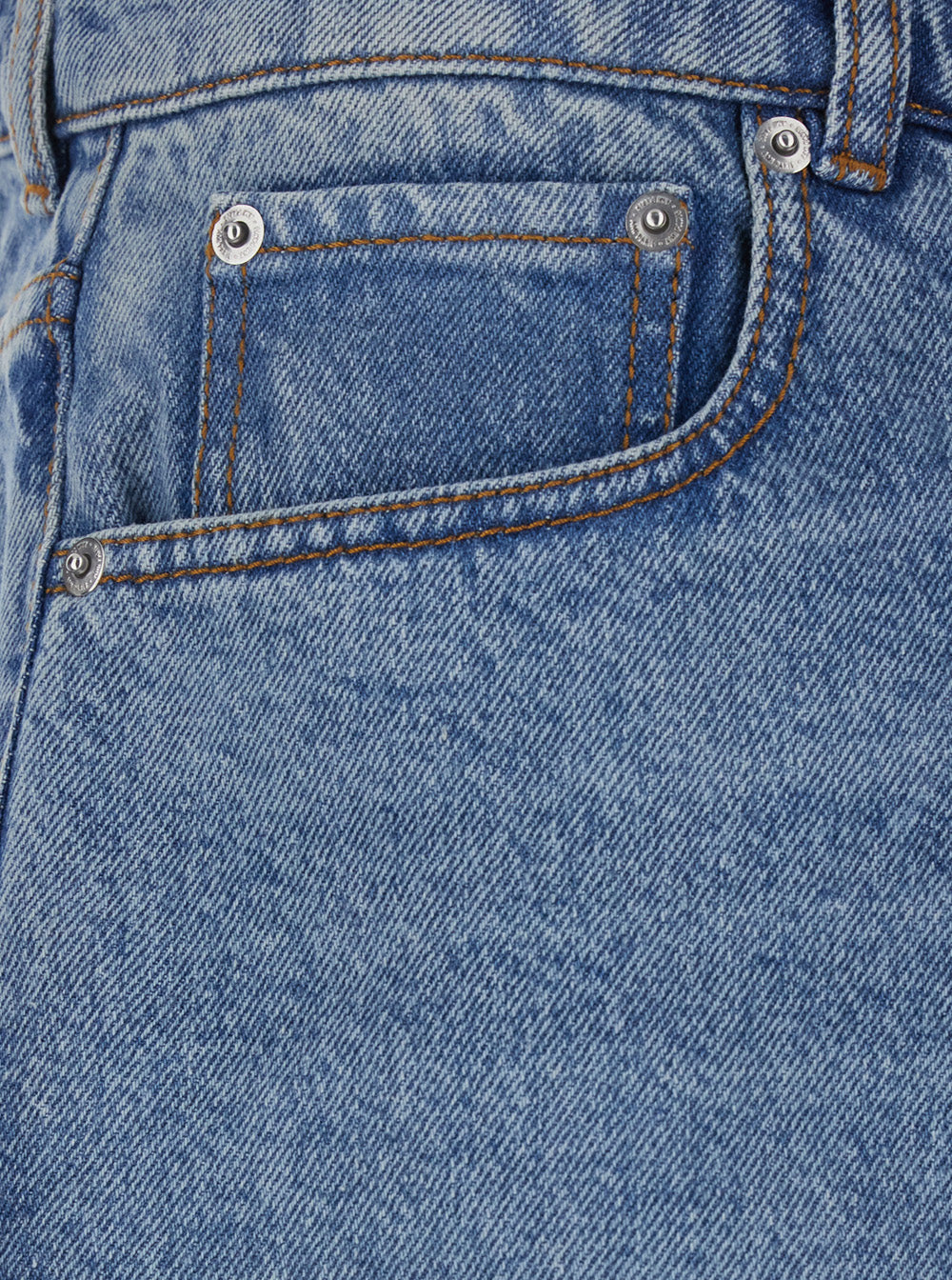 Ami Paris Men Large Fit Bermuda Shorts - Image 3