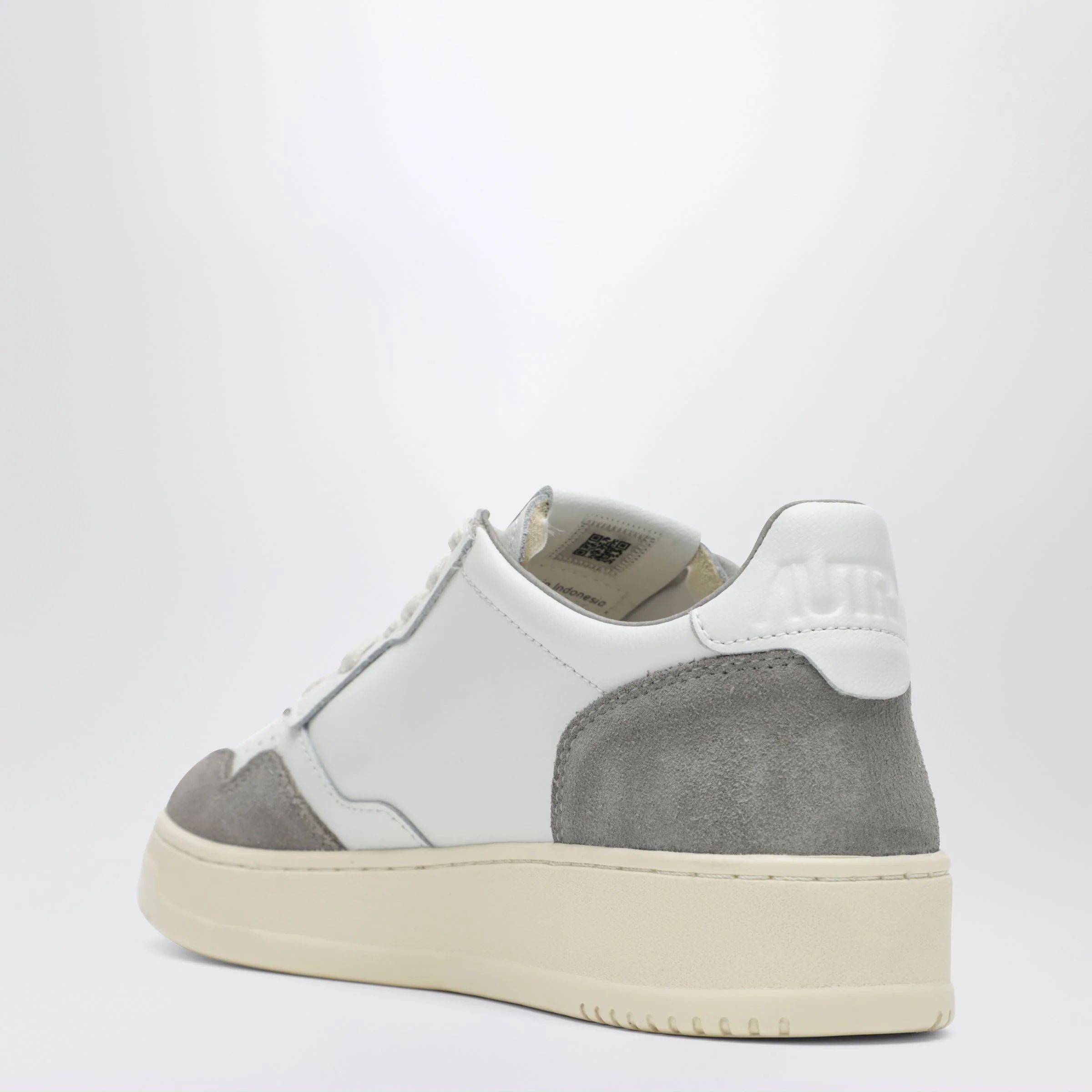 Autry Medalist Low Sneakers In White Leather And Grey Suede Women - Image 2