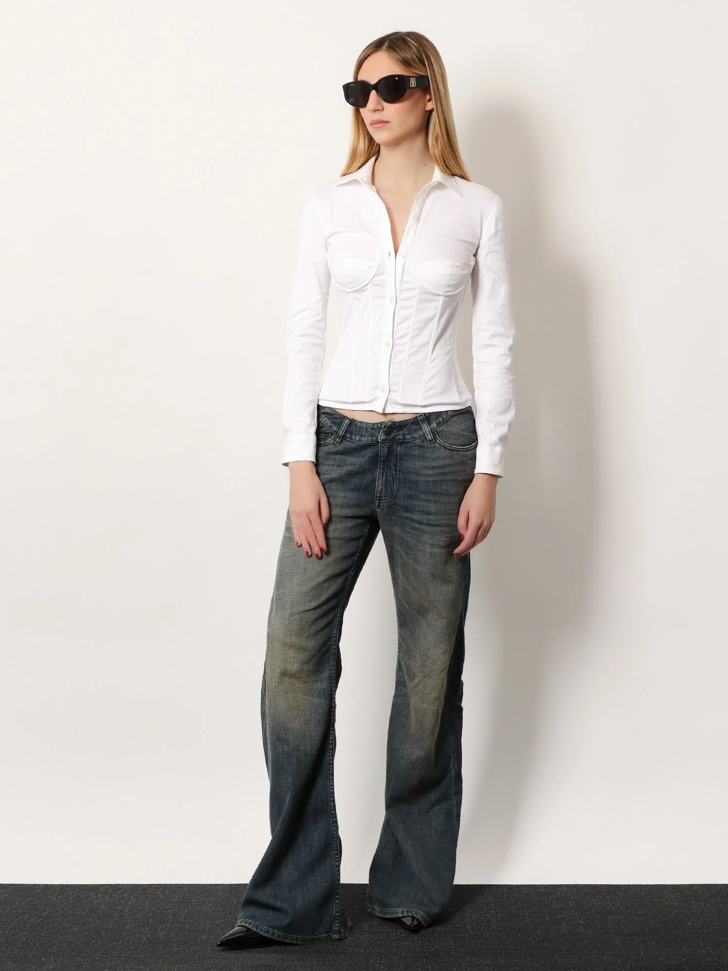 Balenciaga Women Curved Waist Pants Jeans - Image 2