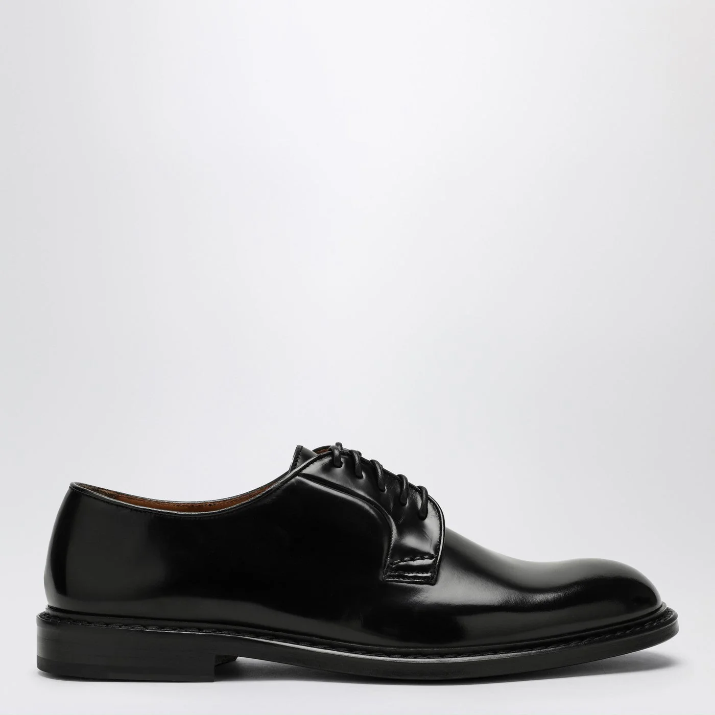 Doucal's Low Black Leather Lace-Up Men