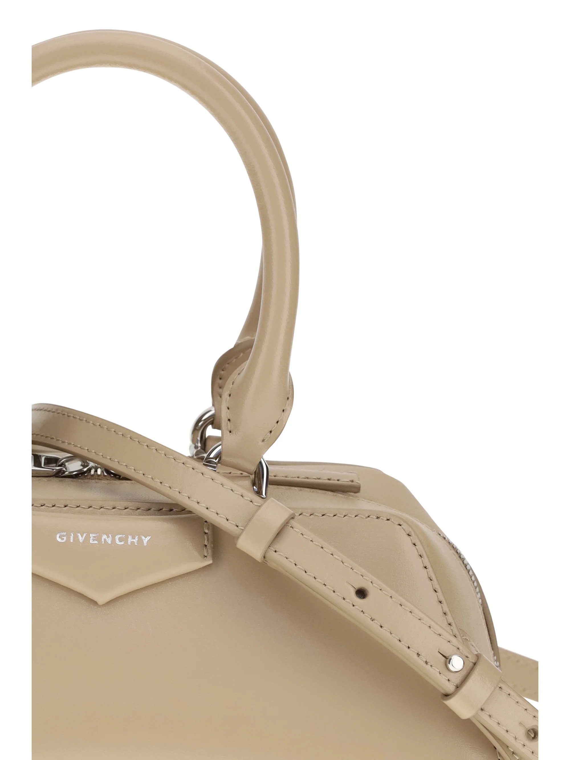 Givenchy Women Antigona East-West Mini Leather Box Handbag - Image 4
