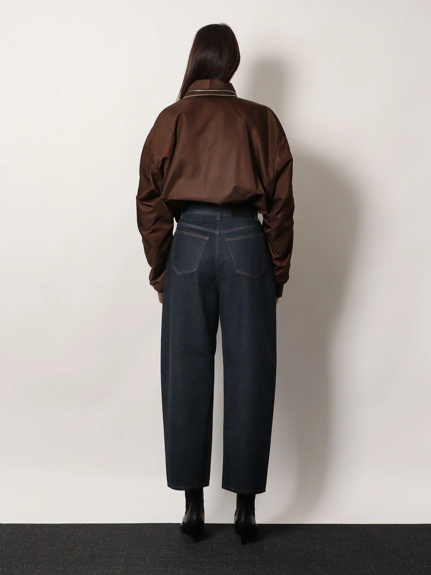 Givenchy Women Twisted Dark Blue Denim Jeans - Image 3