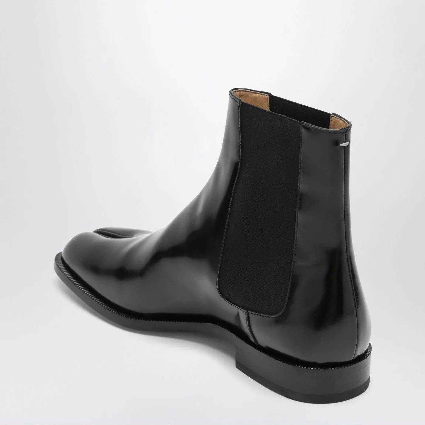 Maison Margiela Black Tabi Chelsea Ankle Boots Men - Image 2