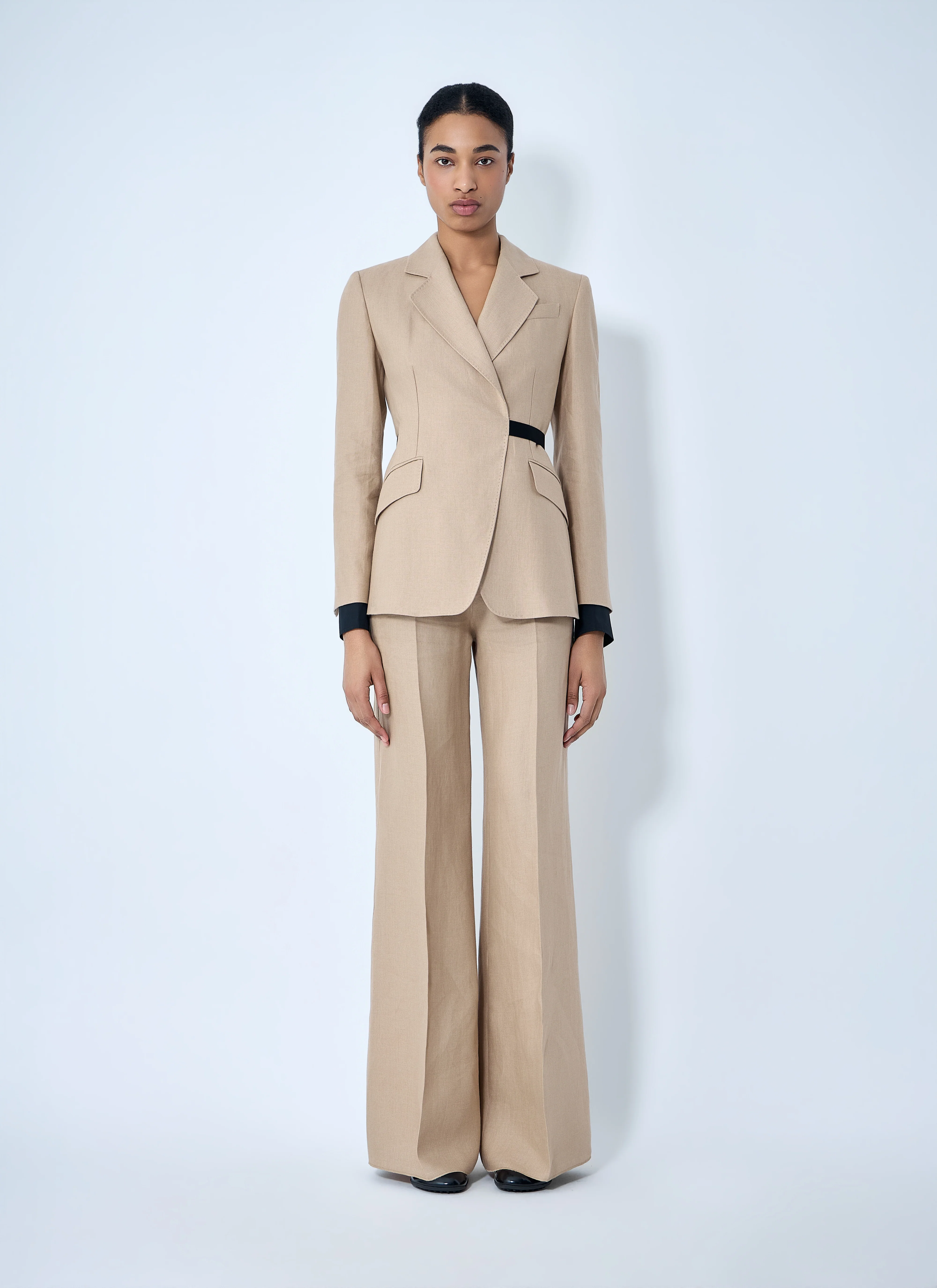 Max Mara Women Textured Notch Lapel Blazer - Image 2