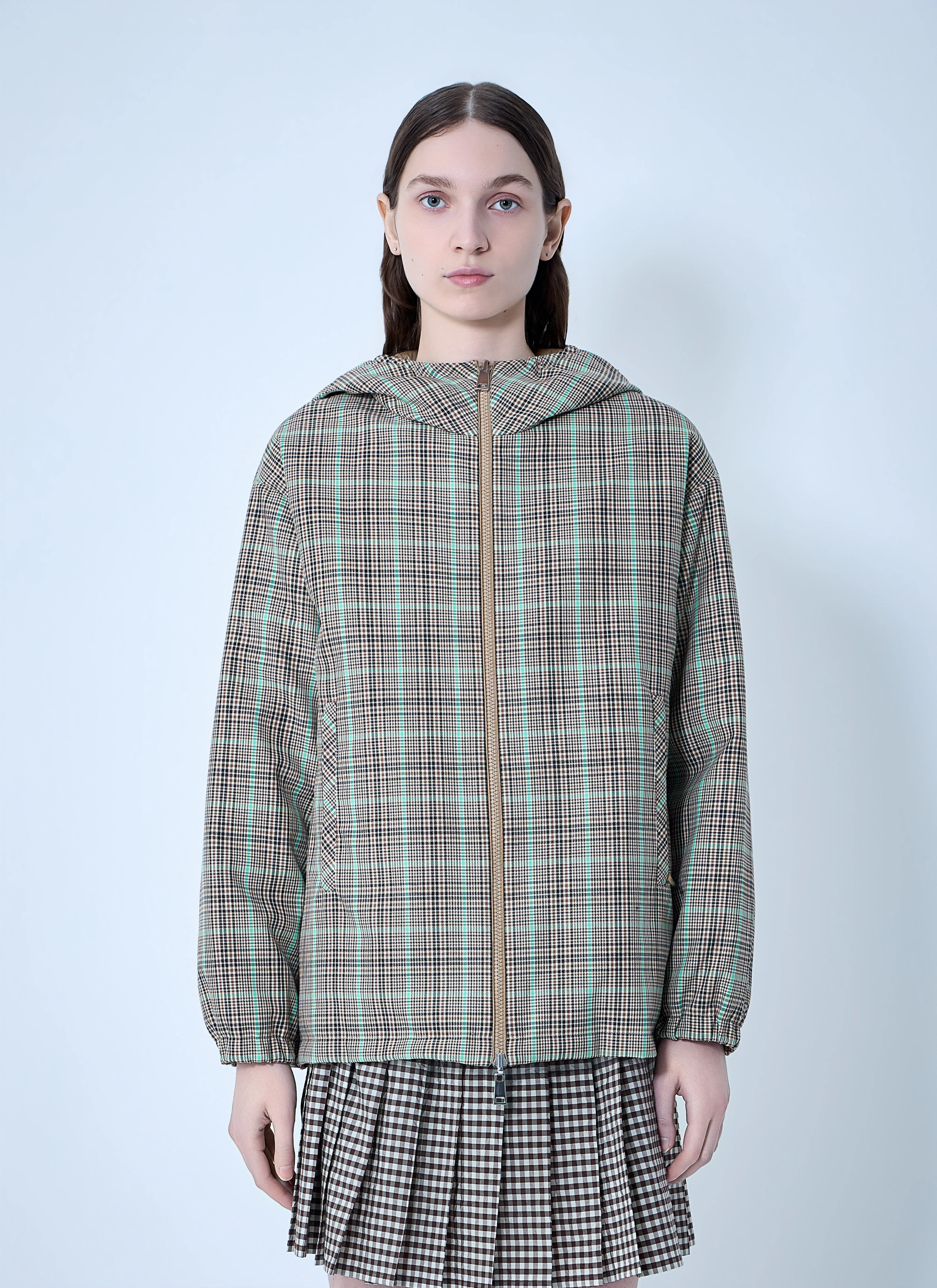 Moncler Women Grimpante Reversible Hooded Short Down Jacket - Image 7