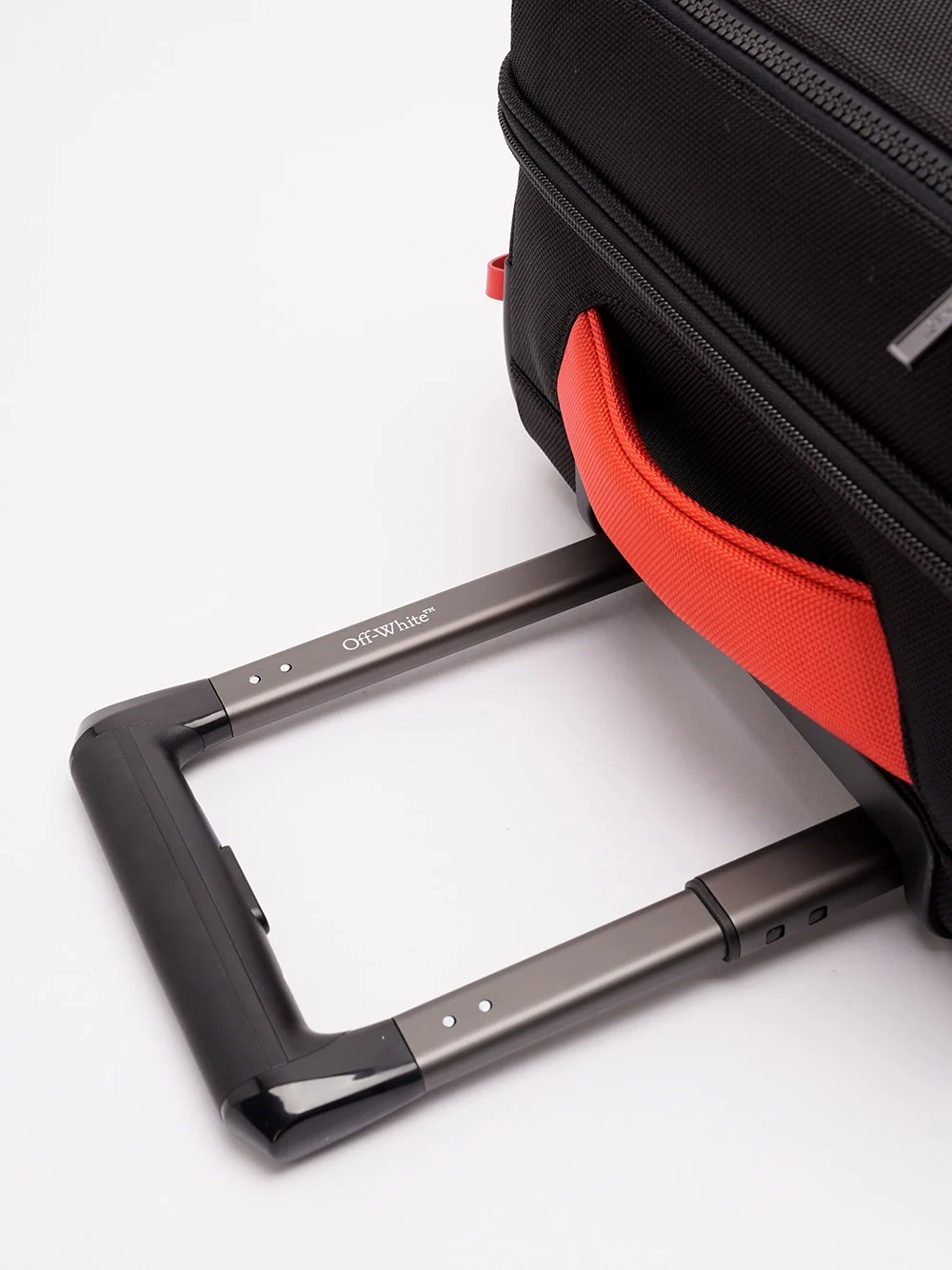 Off White Men `Arrow` Cabin Trolley - Image 6
