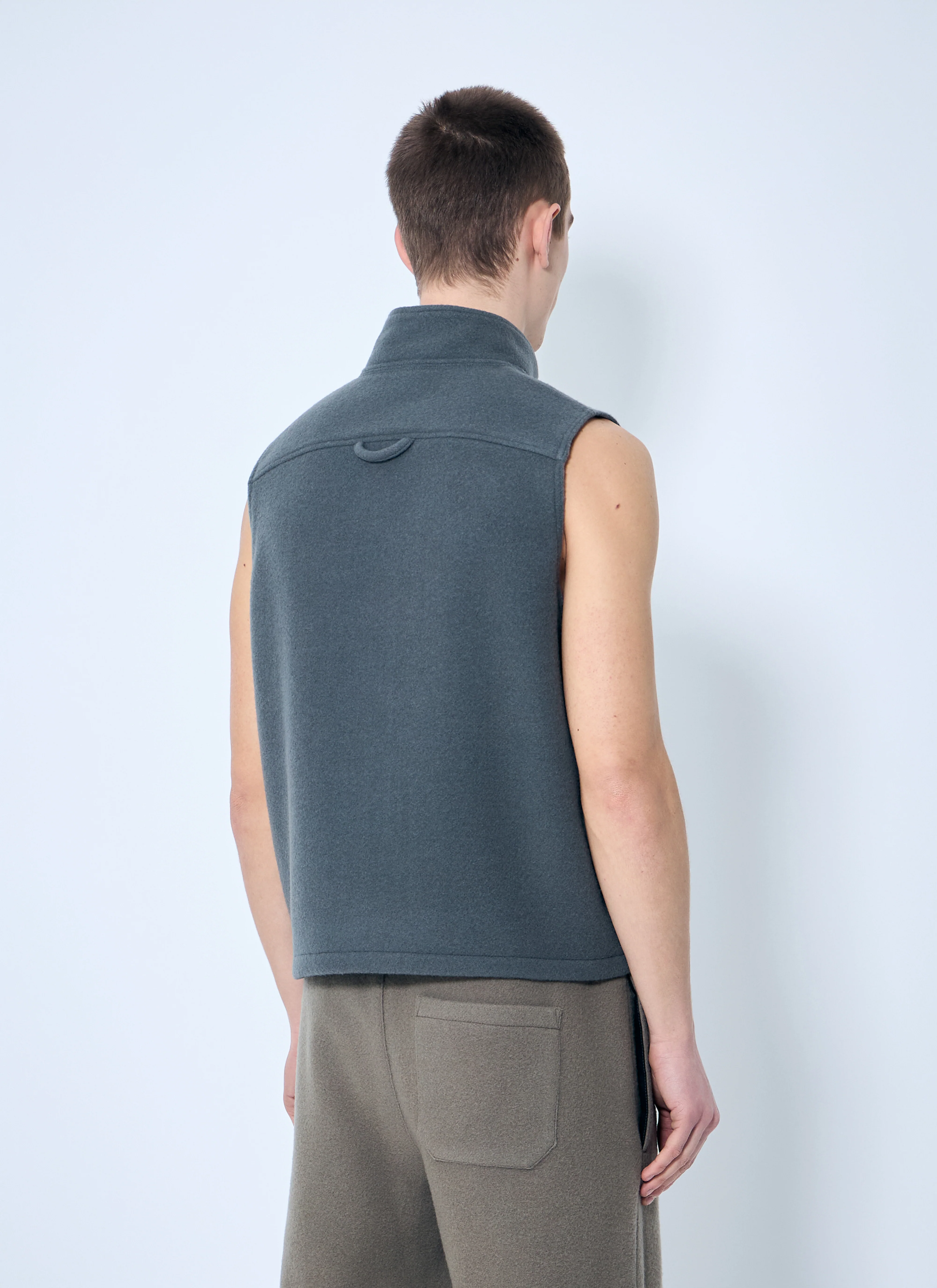 Rier Men Fleece City Gilet - Image 4
