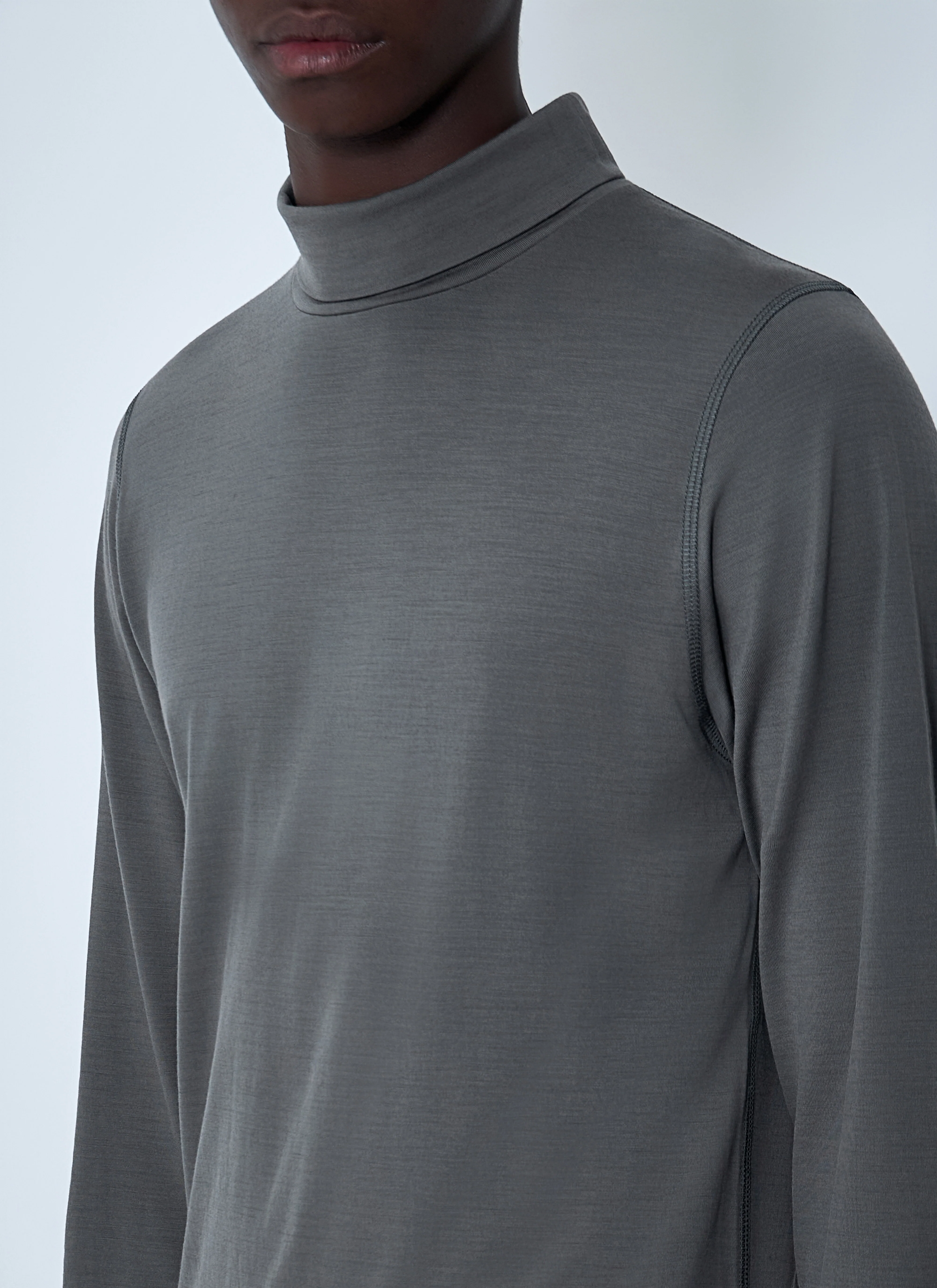 Rier Men Wool Turtleneck Sweater - Image 5
