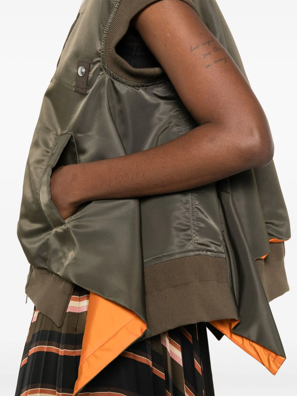 Sacai Women Nylon Zipped Vest - Image 5