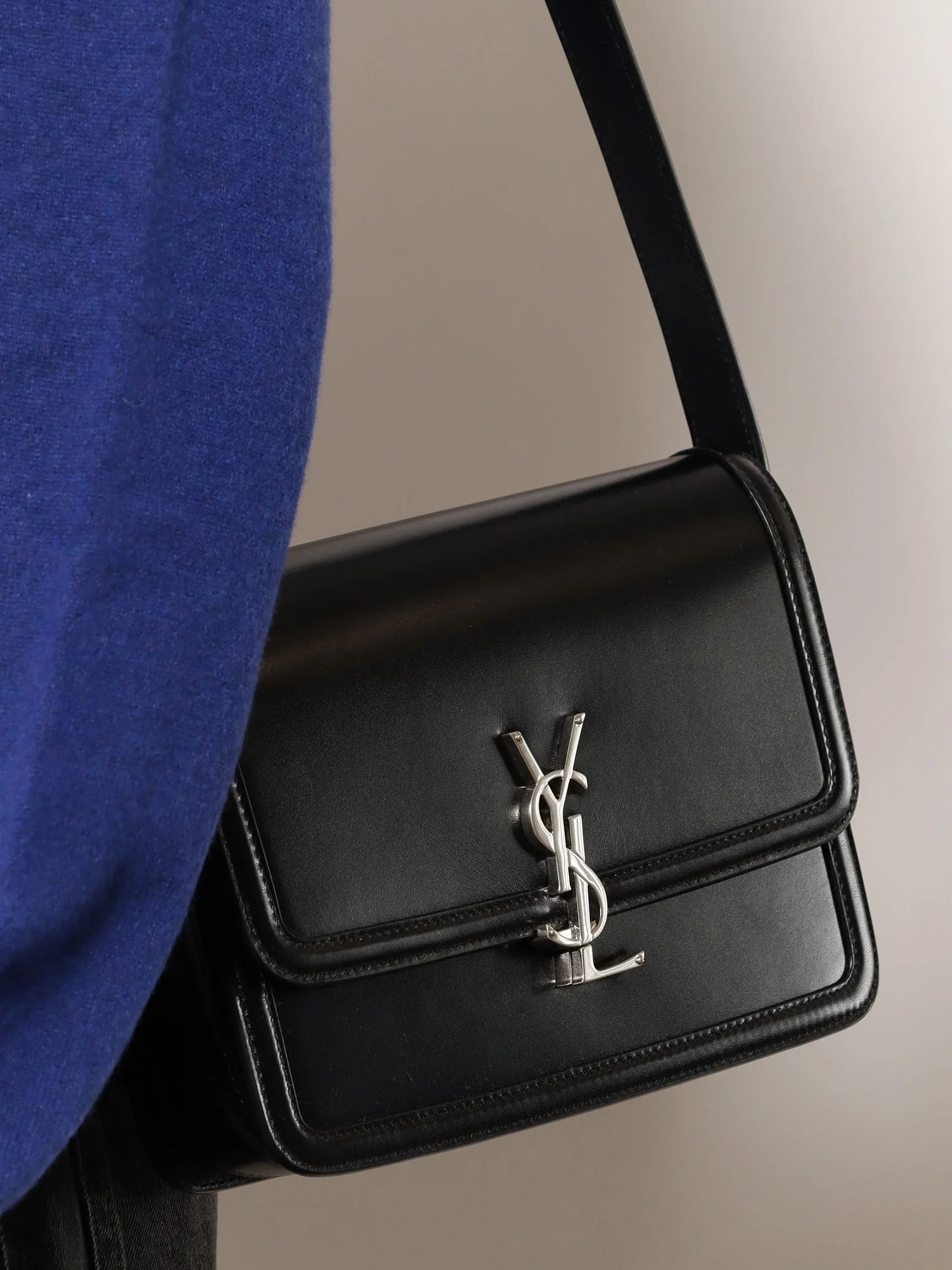 Saint Laurent Men Satchel Solferino Medium Leather Crossbody Bag - Image 2