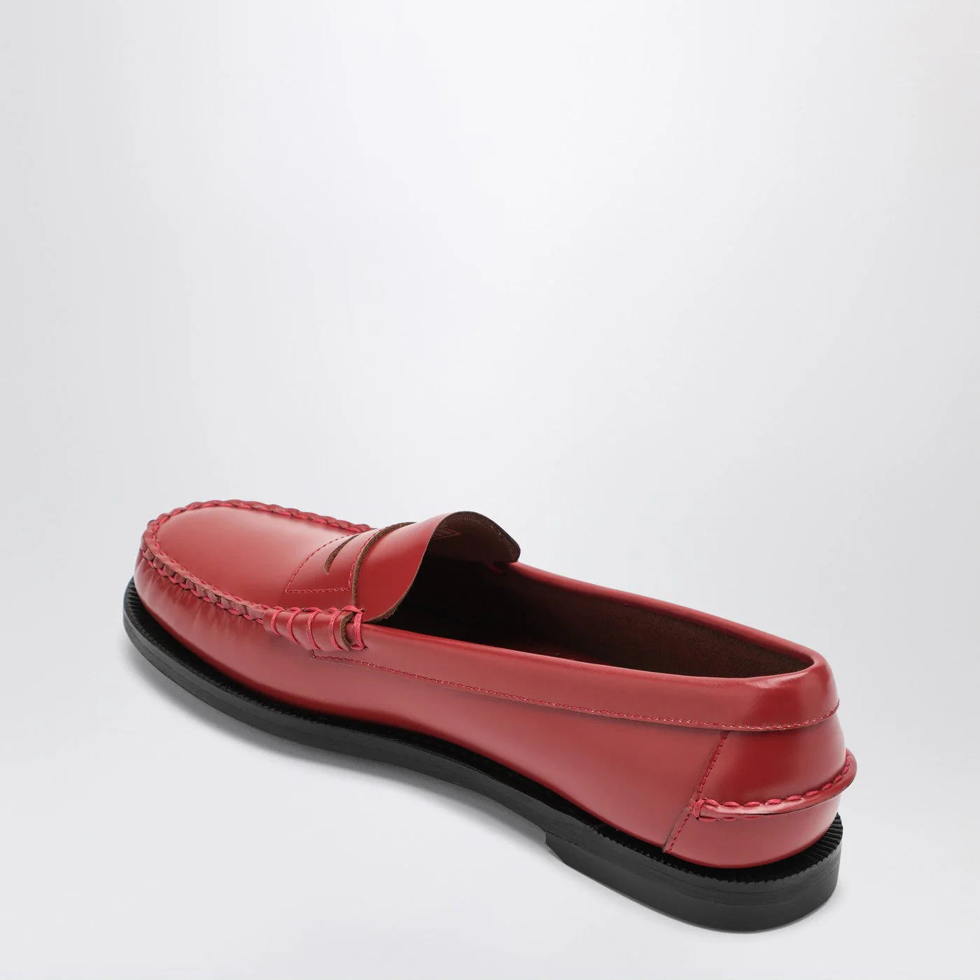 Sebago Classic Dan Loafer Red Women - Image 2