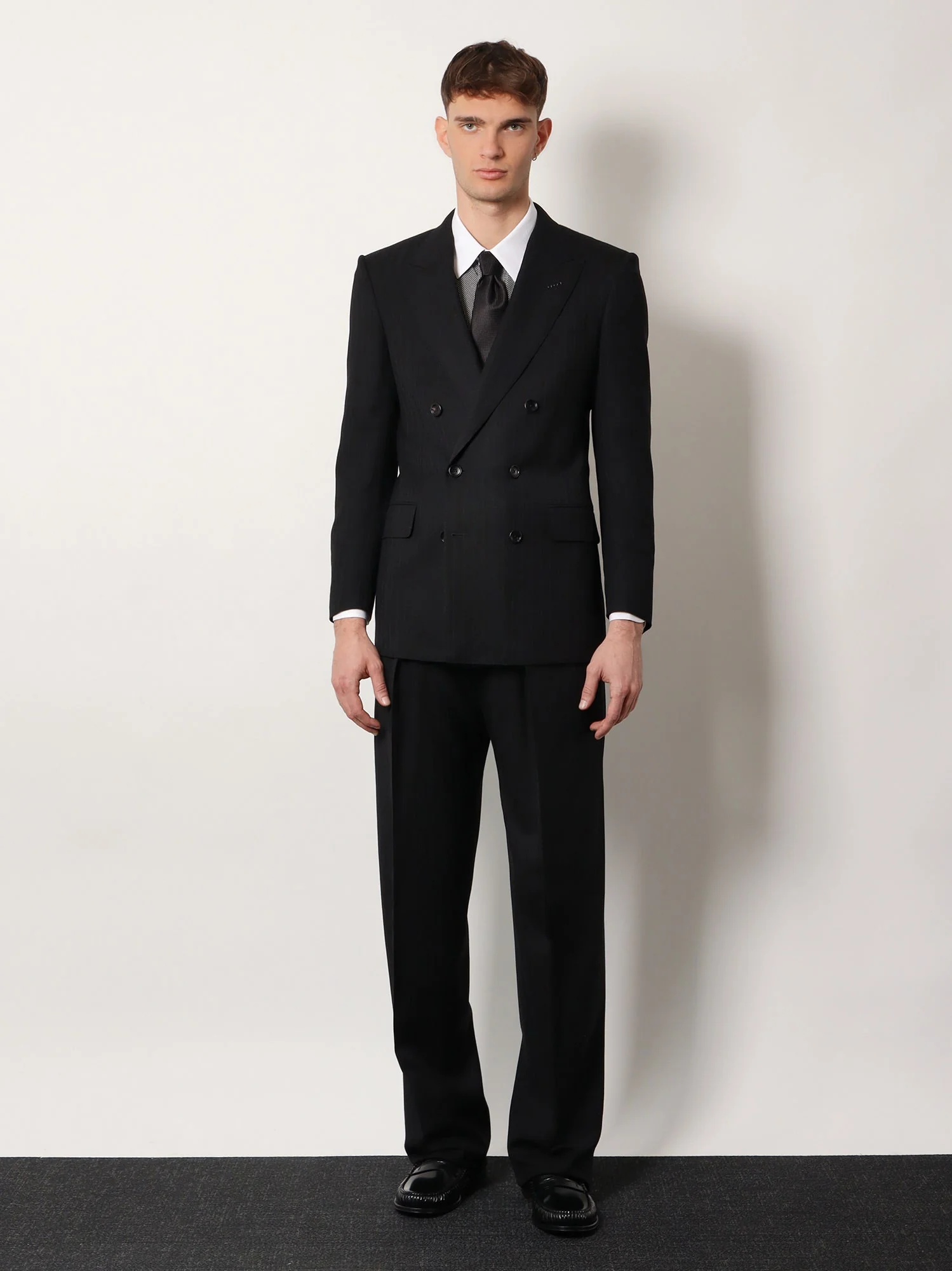 Tom Ford Men Atticus Wool Blazer - Image 2