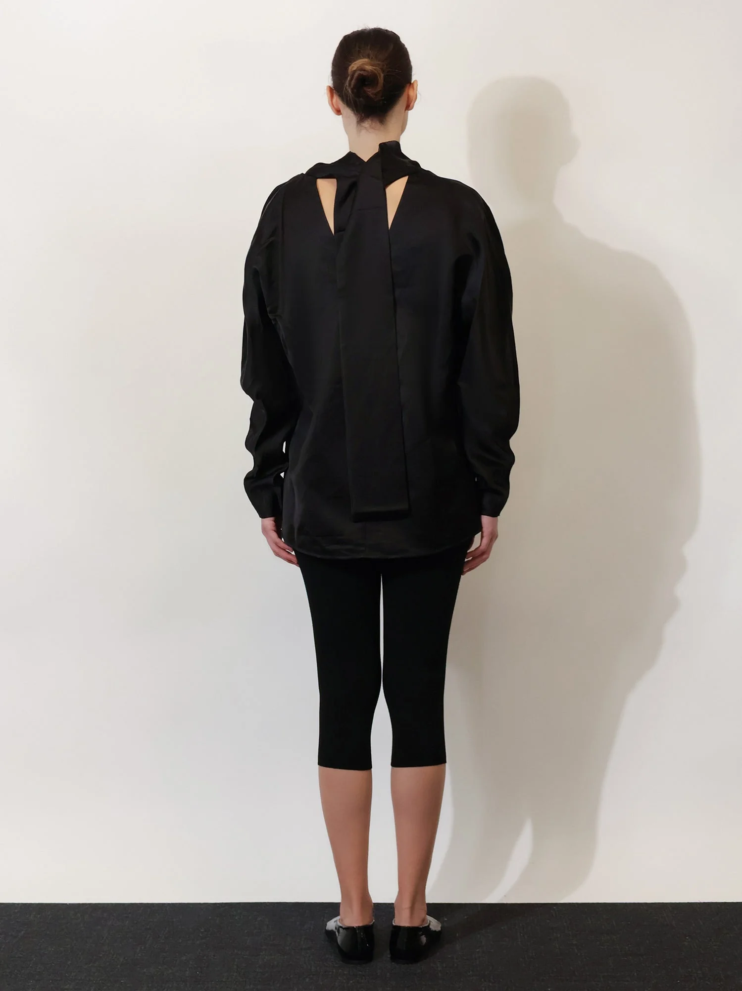 Toteme Women Cowl Neck Viscose And Linen Shirt - Image 3