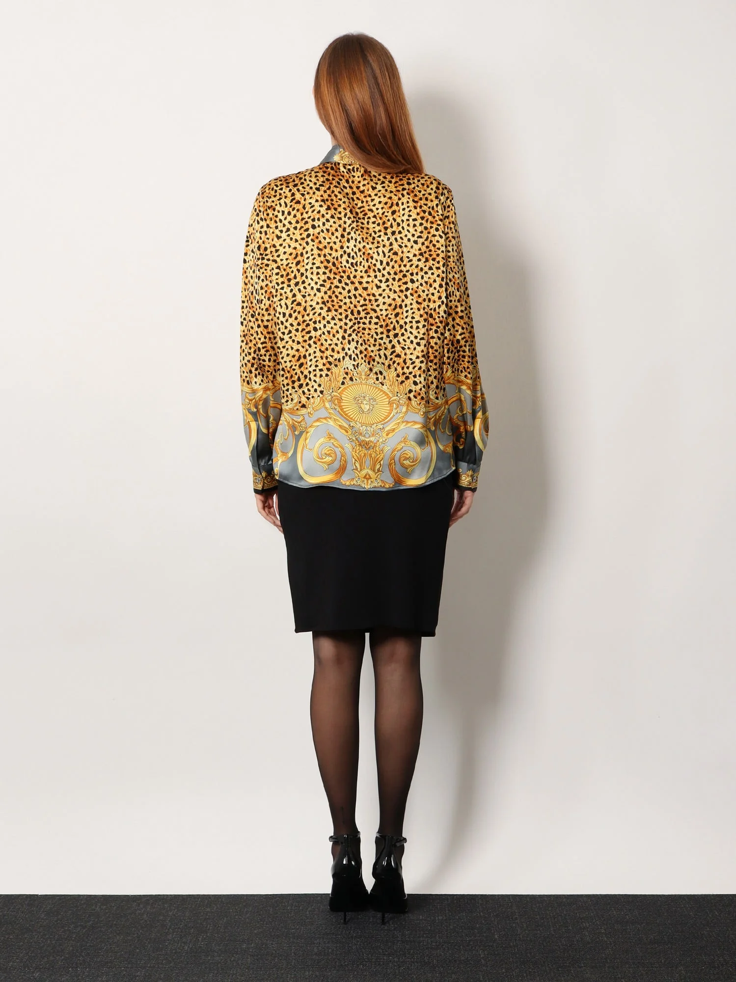 Versace Women Cheetah Foulard Lavalliere Silk Shirt - Image 3